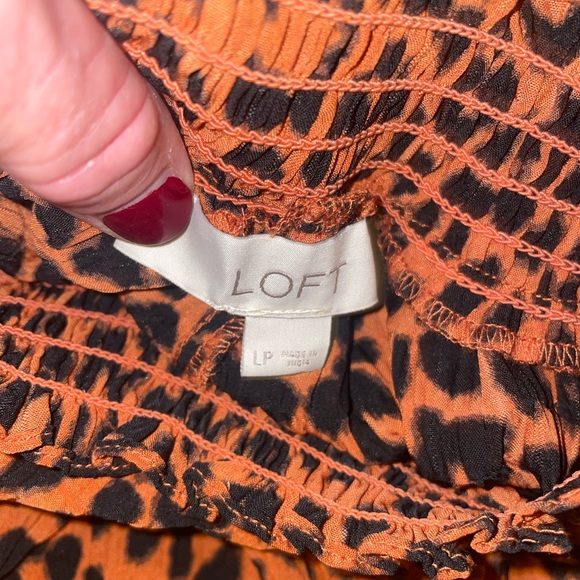 LOFT Blouse - Picture 2 of 2